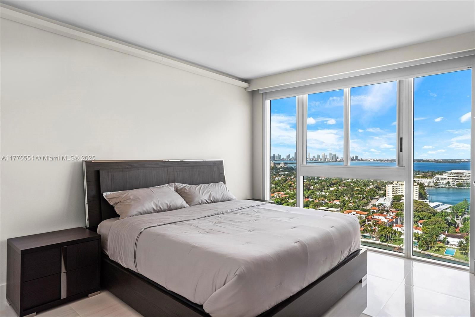 Real estate property located at 4775 Collins Ave #2607, Miami-dade, Green Diamond Condo, Miami Beach, FL