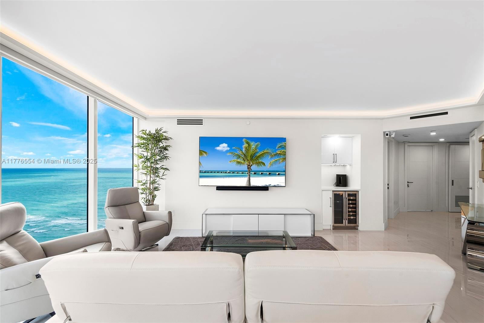 Real estate property located at 4775 Collins Ave #2607, Miami-dade, Green Diamond Condo, Miami Beach, FL