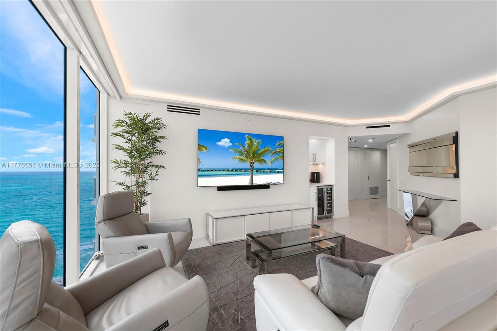 Real estate property located at 4775 Collins Ave #2607, Miami-dade, Green Diamond Condo, Miami Beach, FL
