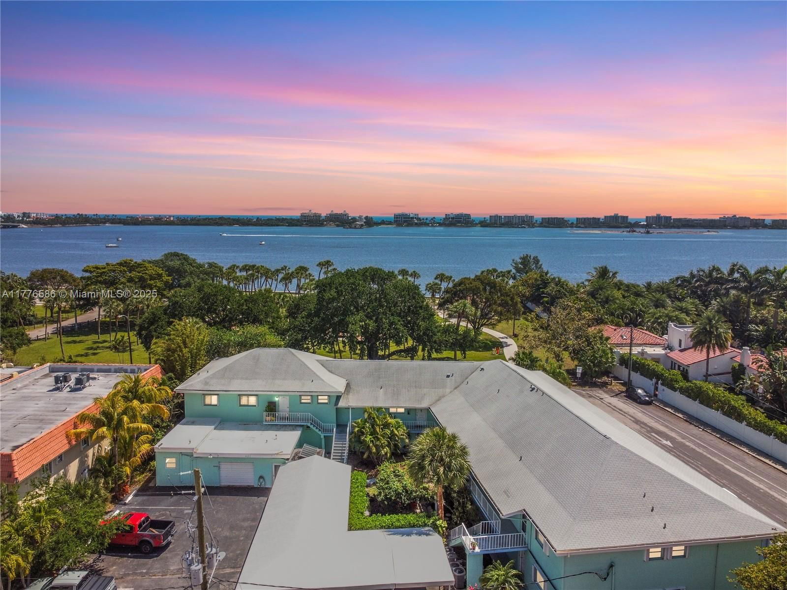 Real estate property located at 421 Lakeside Dr #10, Other, Four Twenty One Condo, Other City - In The State Of Florida, FL