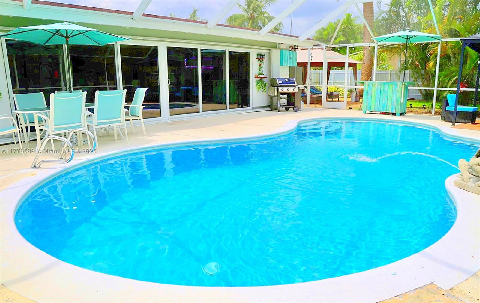 Real estate property located at 428 Crescent Dr, Broward, Hollywood Hills, Hollywood, FL