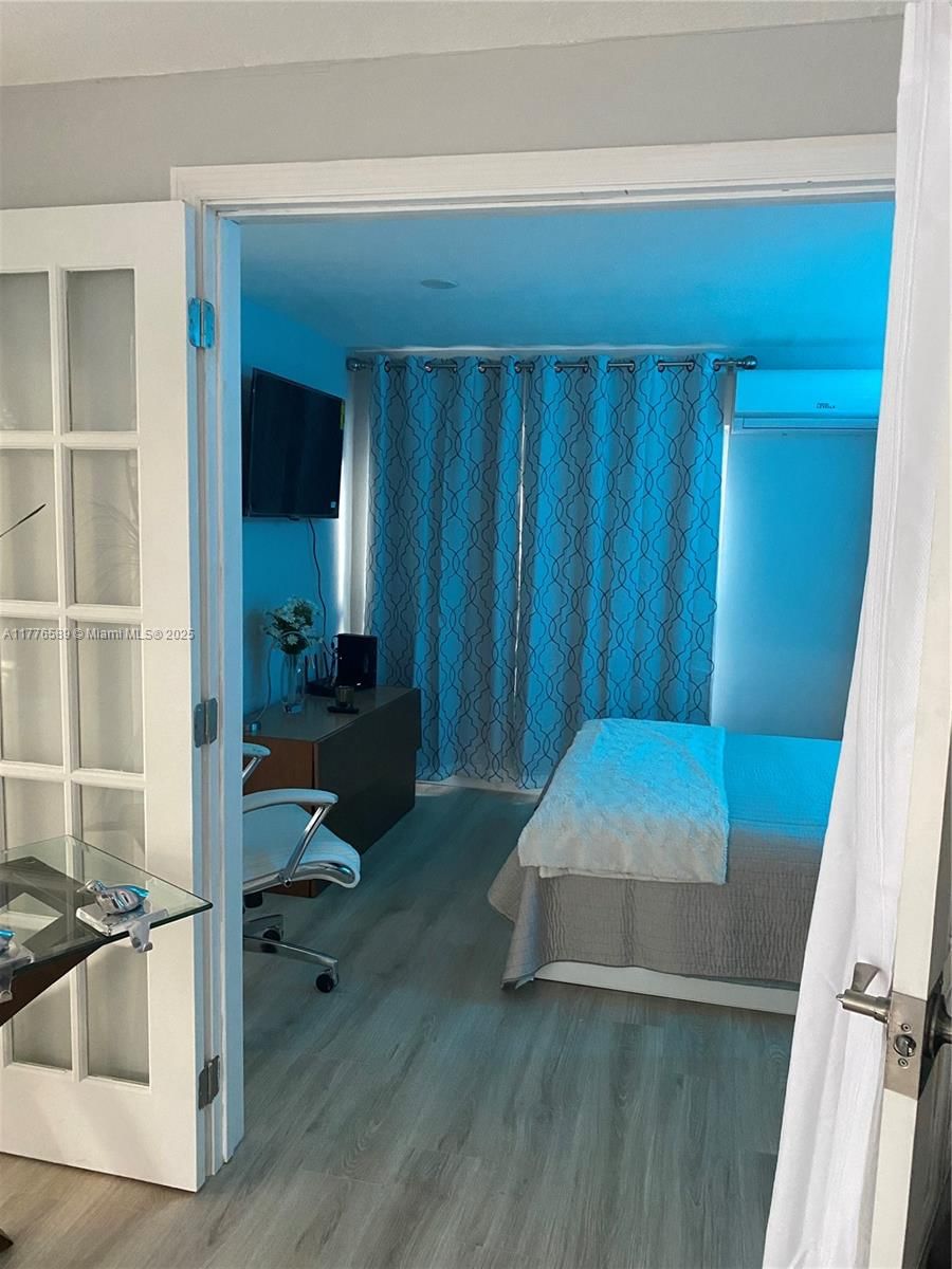 Real estate property located at 428 Crescent Dr, Broward, Hollywood Hills, Hollywood, FL