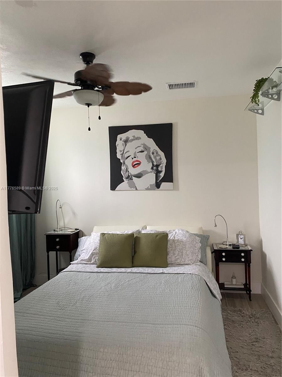Real estate property located at 428 Crescent Dr, Broward, Hollywood Hills, Hollywood, FL