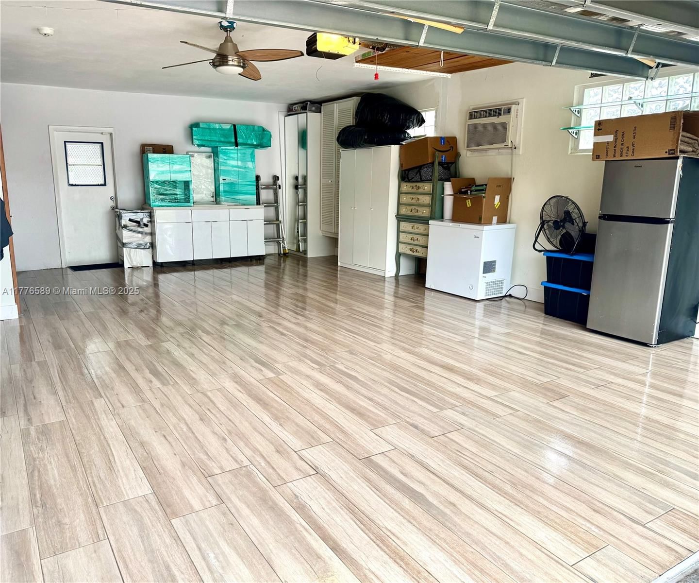 Real estate property located at 428 Crescent Dr, Broward, Hollywood Hills, Hollywood, FL