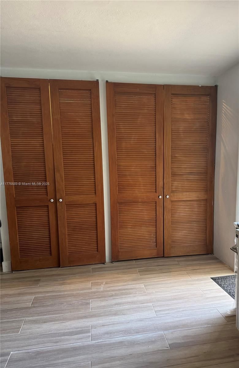 Real estate property located at 428 Crescent Dr, Broward, Hollywood Hills, Hollywood, FL