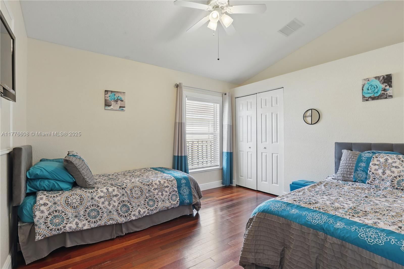 Real estate property located at 1425 Oriole Ln, St Lucie, Port St Lucie Section 12, Port St. Lucie, FL