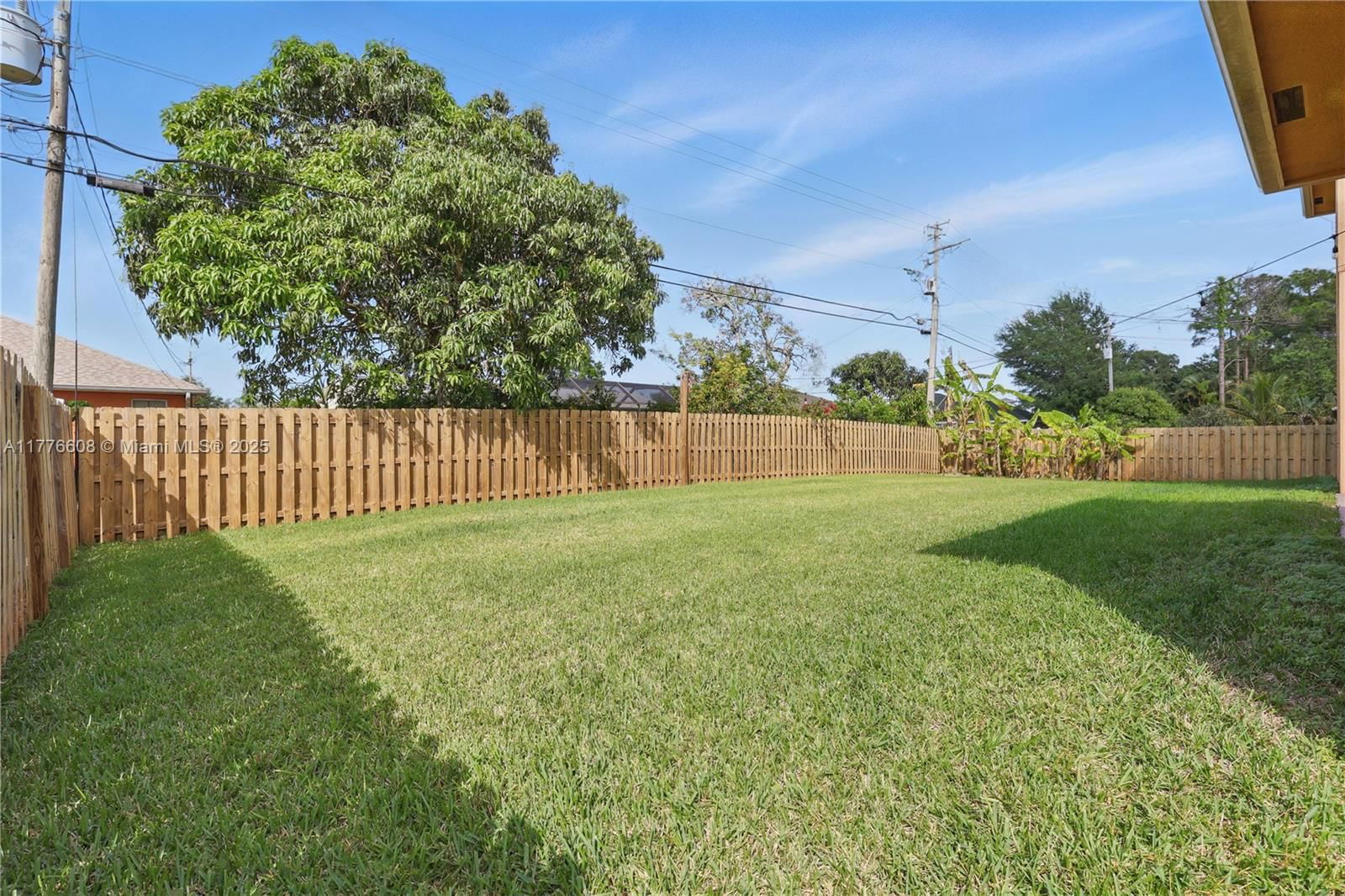 Real estate property located at 1425 Oriole Ln, St Lucie, Port St Lucie Section 12, Port St. Lucie, FL