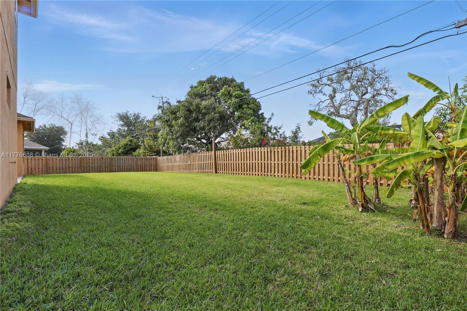 Real estate property located at 1425 Oriole Ln, St Lucie, Port St Lucie Section 12, Port St. Lucie, FL