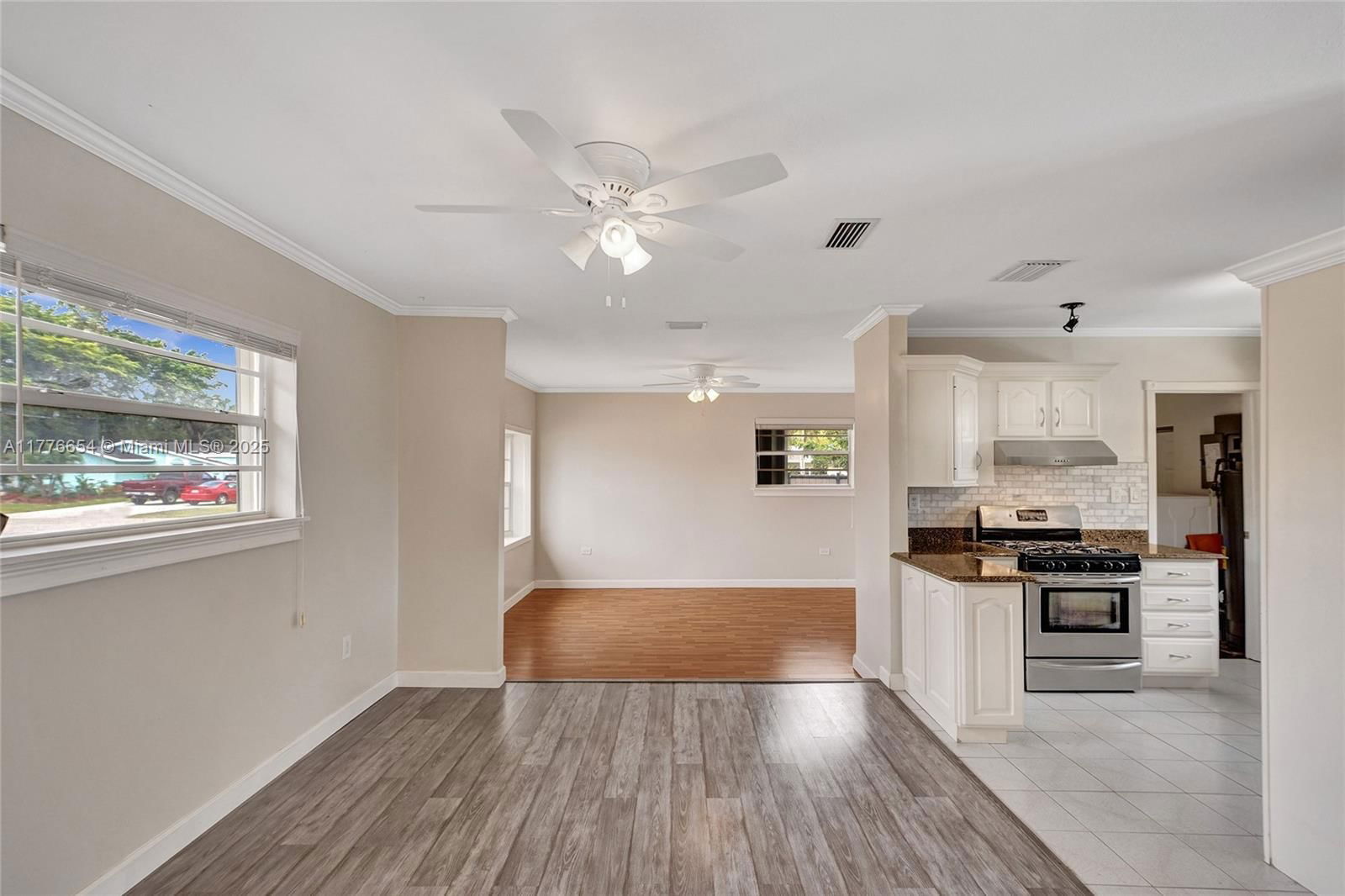 Real estate property located at 16395 279th St, Miami-dade, Universal Estates South, Homestead, FL