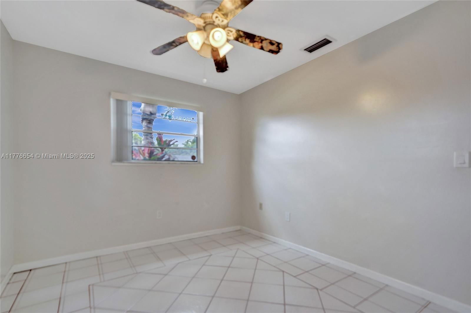 Real estate property located at 16395 279th St, Miami-dade, Universal Estates South, Homestead, FL