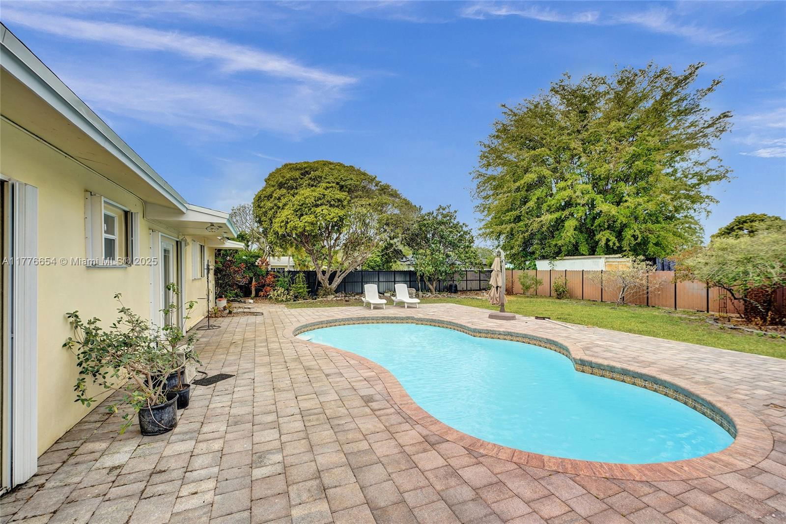 Real estate property located at 16395 279th St, Miami-dade, Universal Estates South, Homestead, FL