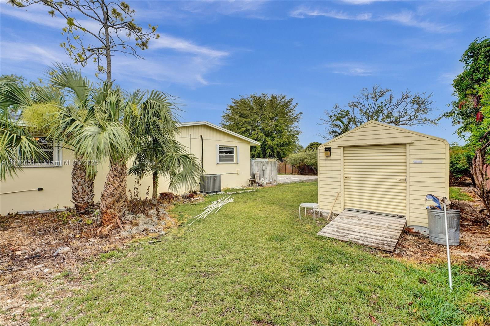 Real estate property located at 16395 279th St, Miami-dade, Universal Estates South, Homestead, FL