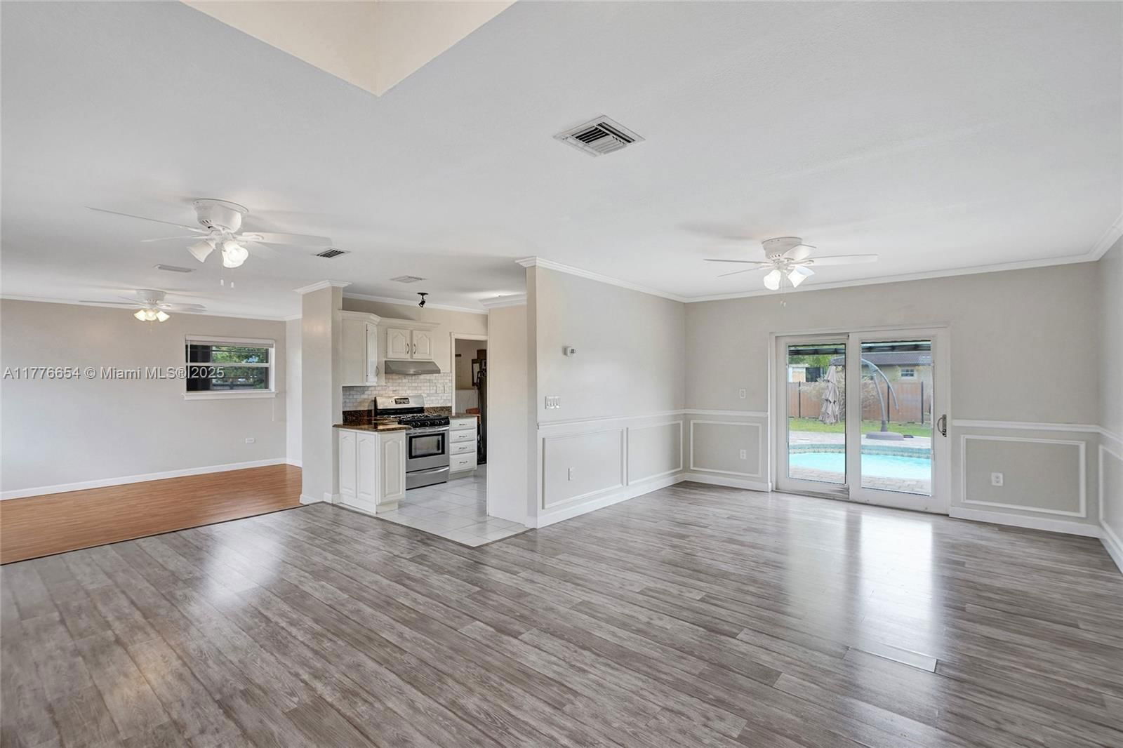 Real estate property located at 16395 279th St, Miami-dade, Universal Estates South, Homestead, FL