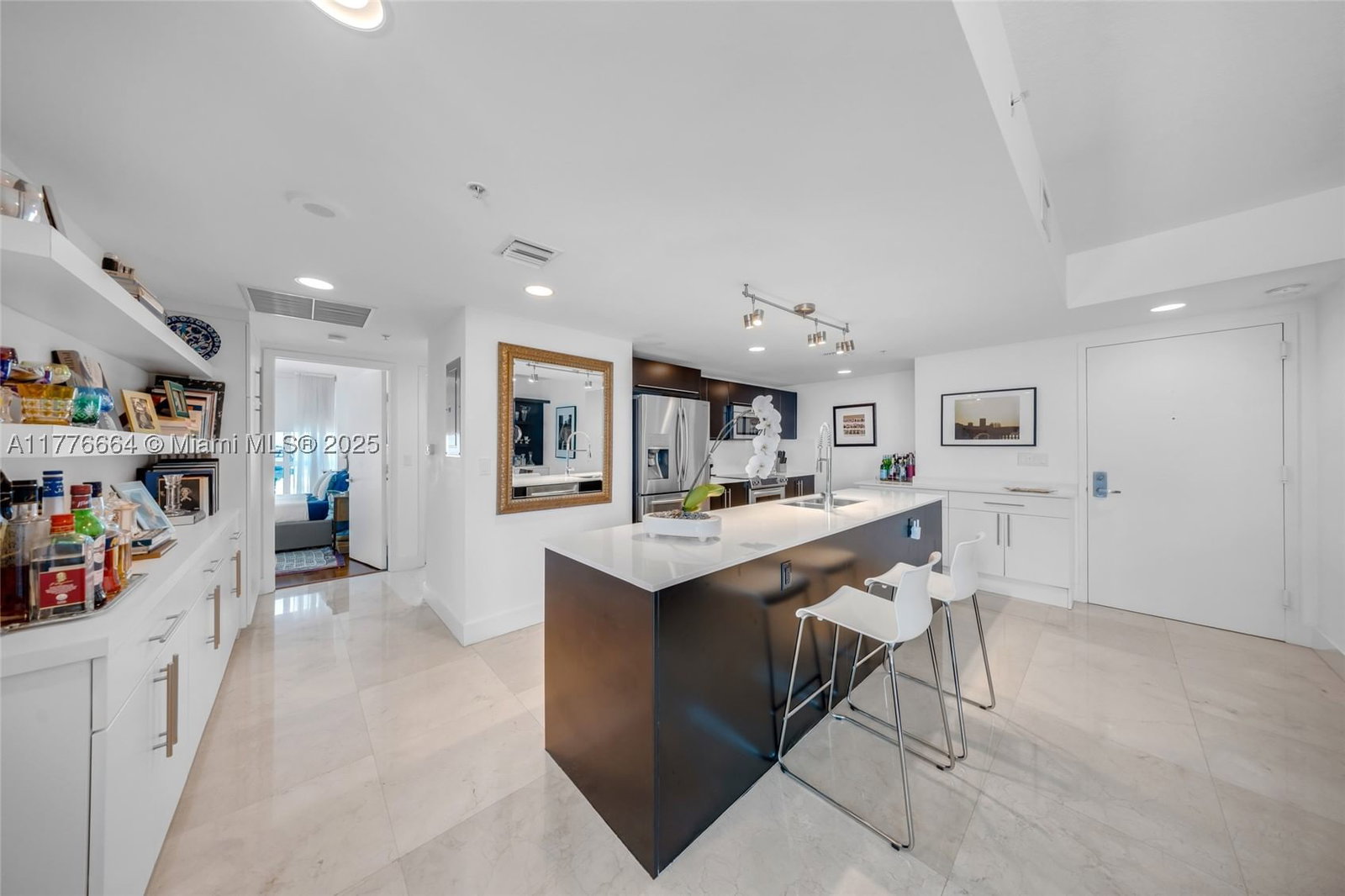 Real estate property located at 665 25th St #1201, Miami-dade, Onyx On The Bay Condo, Miami, FL