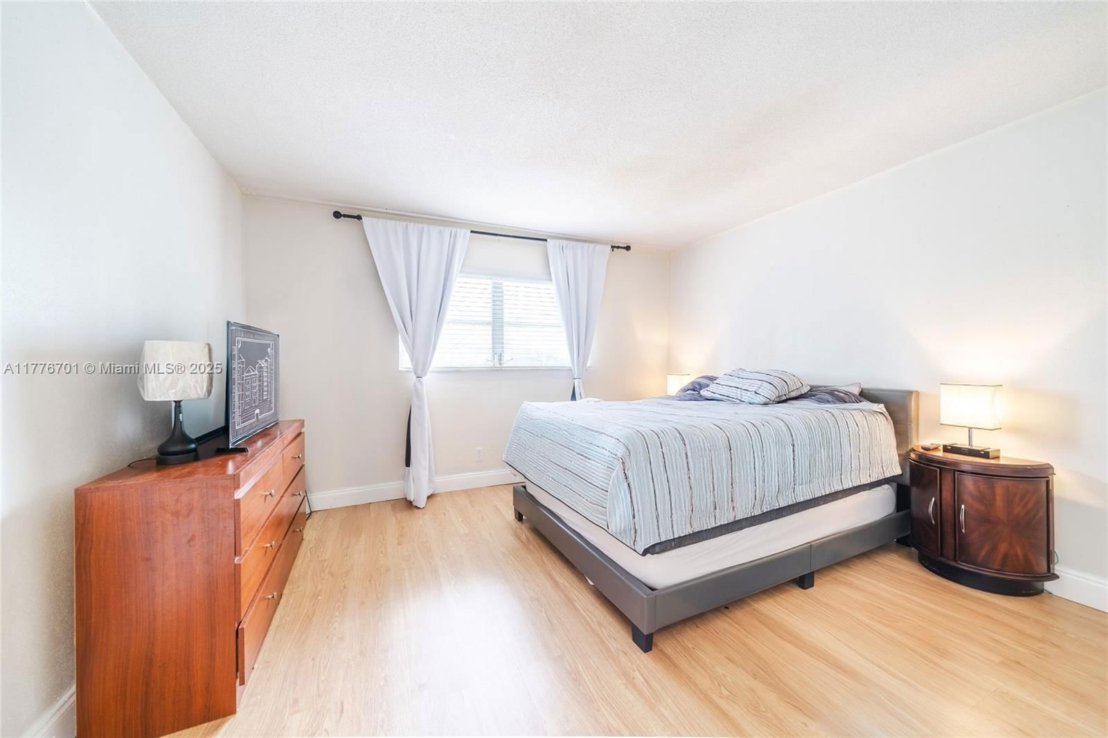 Real estate property located at 4310 12th Ct #206, Broward, Park South Eleven Inc Cond, Lauderhill, FL