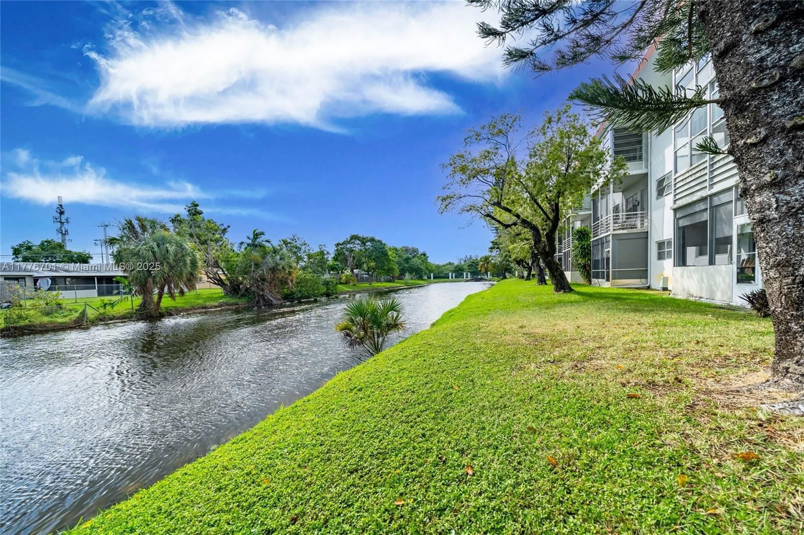 Real estate property located at 4310 12th Ct #206, Broward, Park South Eleven Inc Cond, Lauderhill, FL