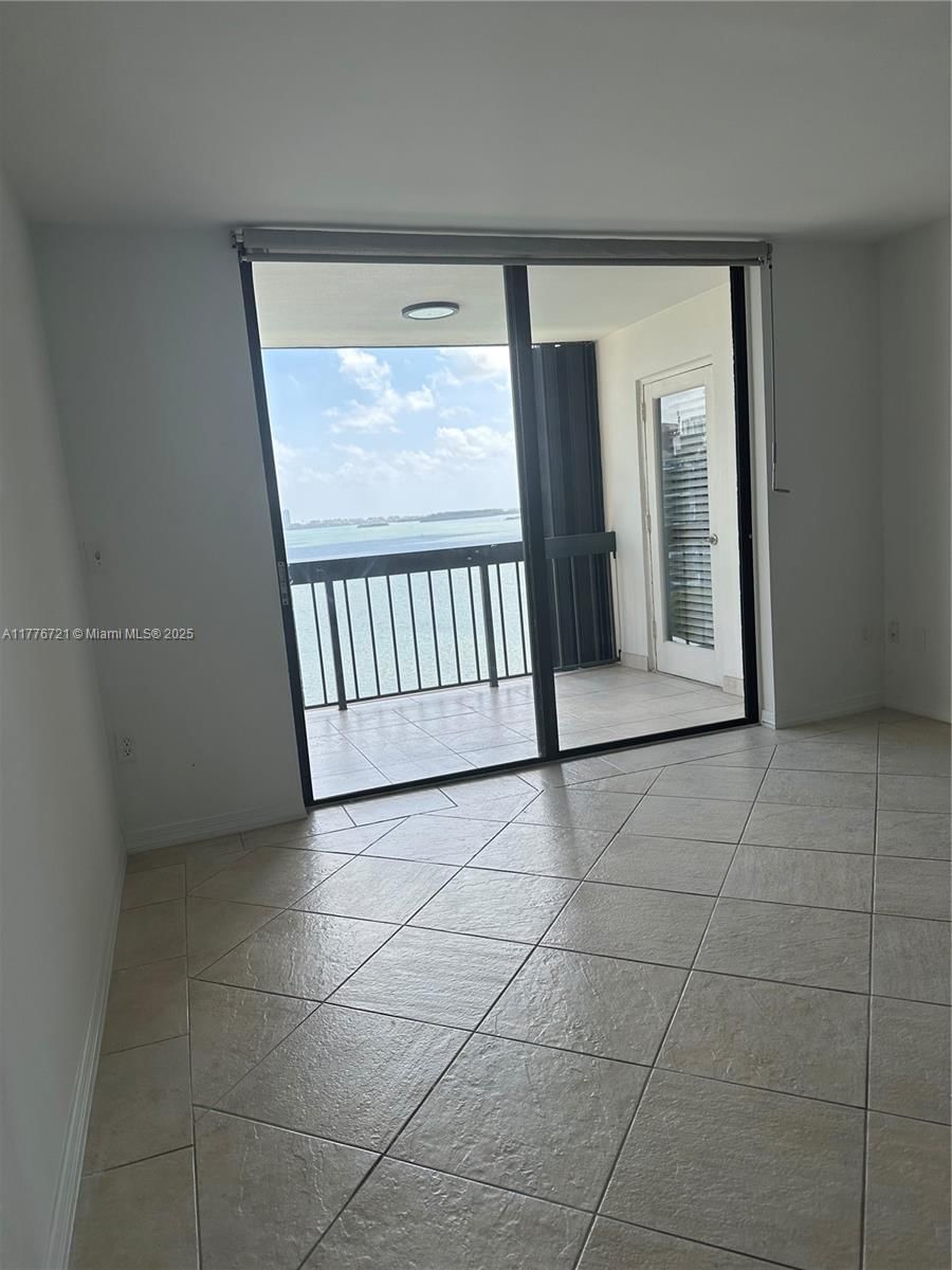 Real estate property located at 2333 Brickell Ave #1607, Miami-dade, Brickell Bay Club Condo, Miami, FL