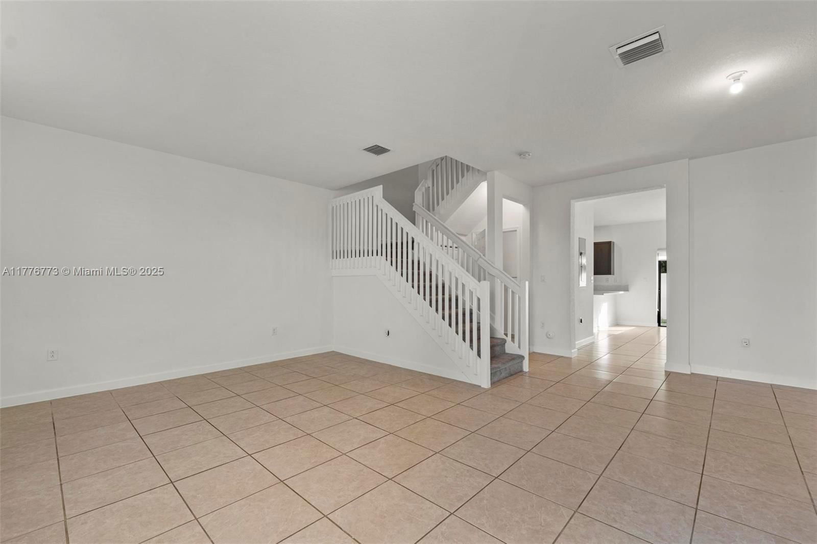 Real estate property located at 10861 32nd Ln #10861, Miami-dade, Aquabella North Replat, Hialeah, FL