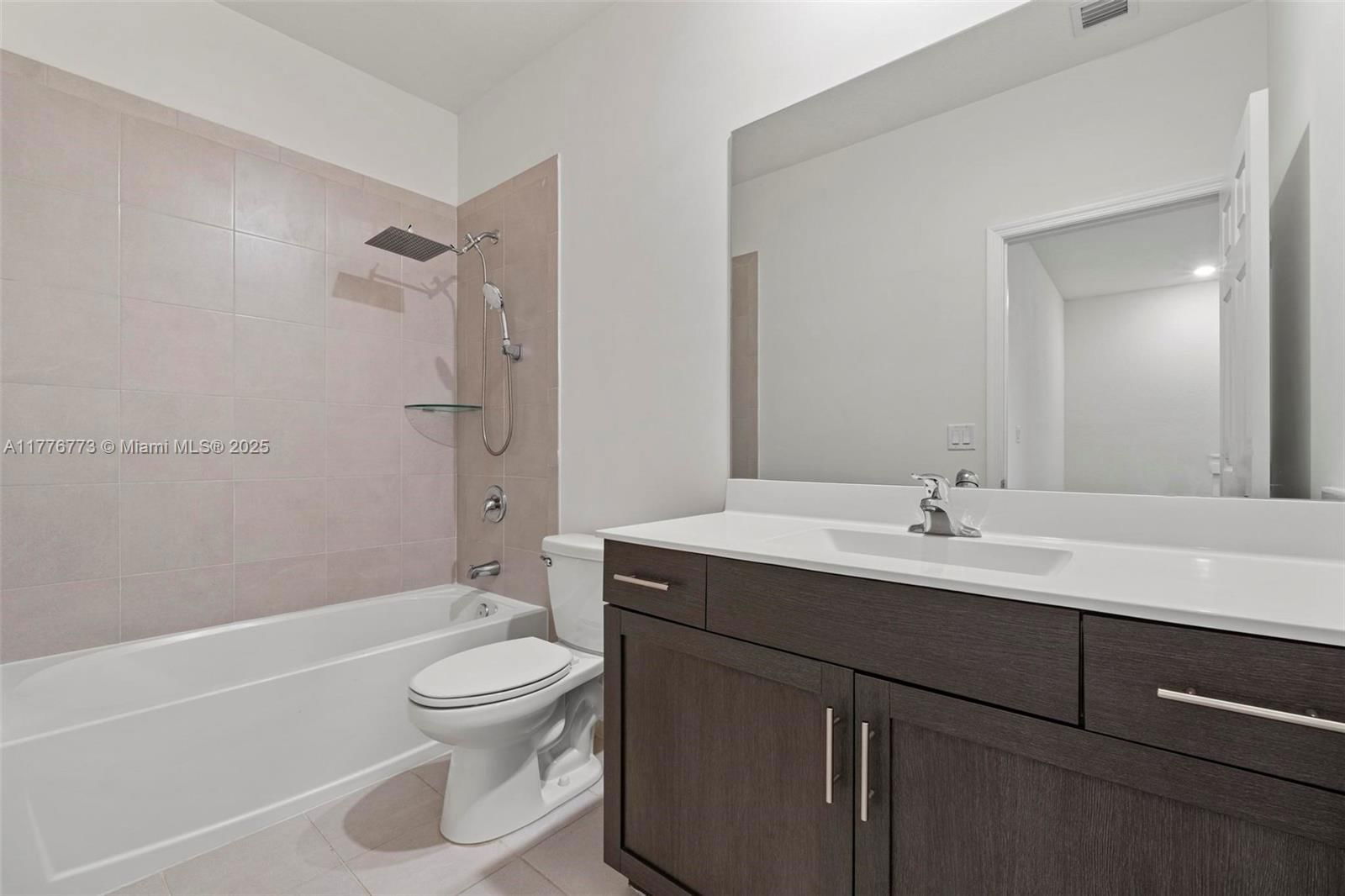 Real estate property located at 10861 32nd Ln #10861, Miami-dade, Aquabella North Replat, Hialeah, FL