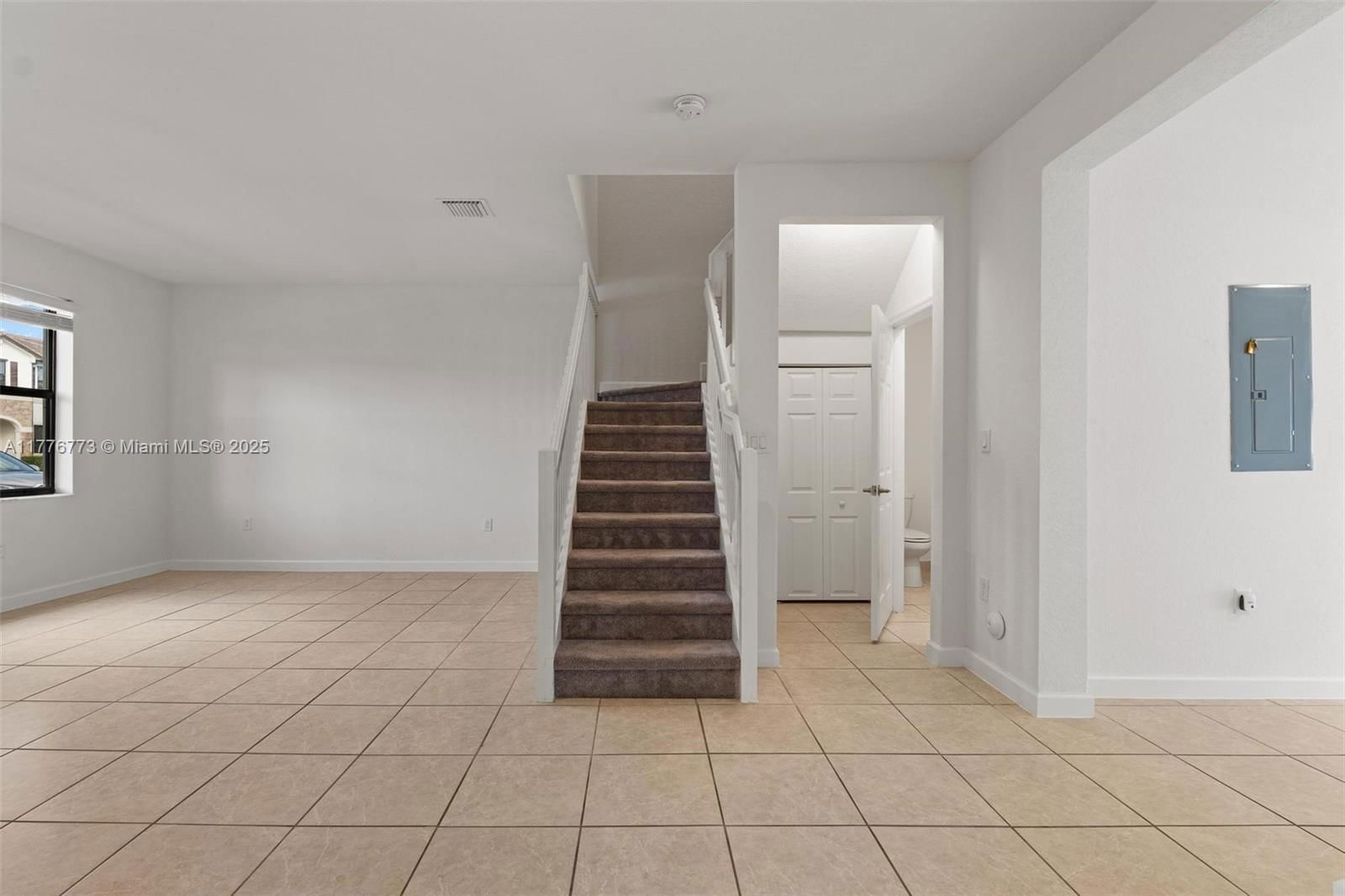 Real estate property located at 10861 32nd Ln #10861, Miami-dade, Aquabella North Replat, Hialeah, FL