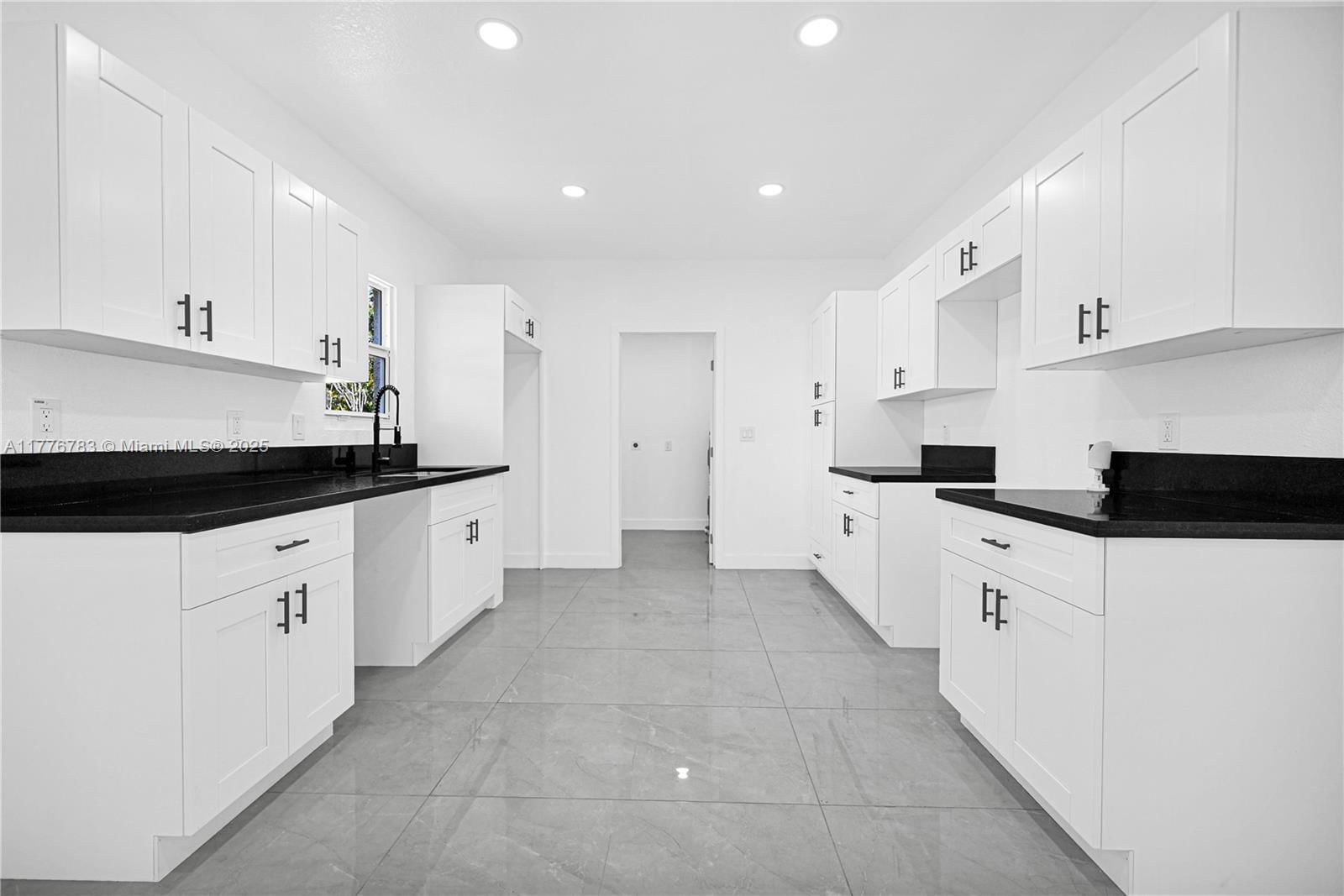 Real estate property located at 1301 Sharar Ave, Miami-dade, Plat No 1 Opa Locka, Opa-Locka, FL