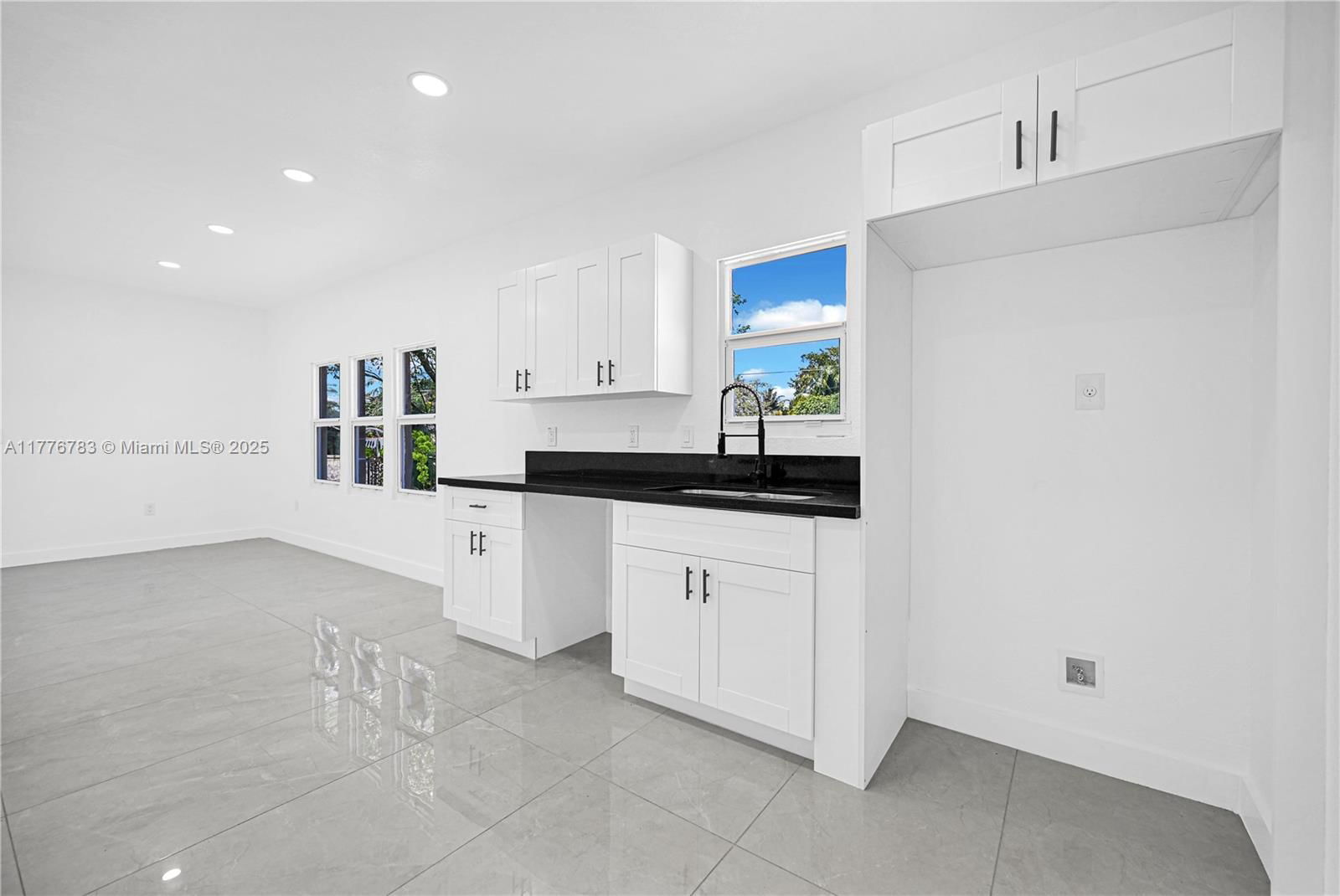 Real estate property located at 1301 Sharar Ave, Miami-dade, Plat No 1 Opa Locka, Opa-Locka, FL