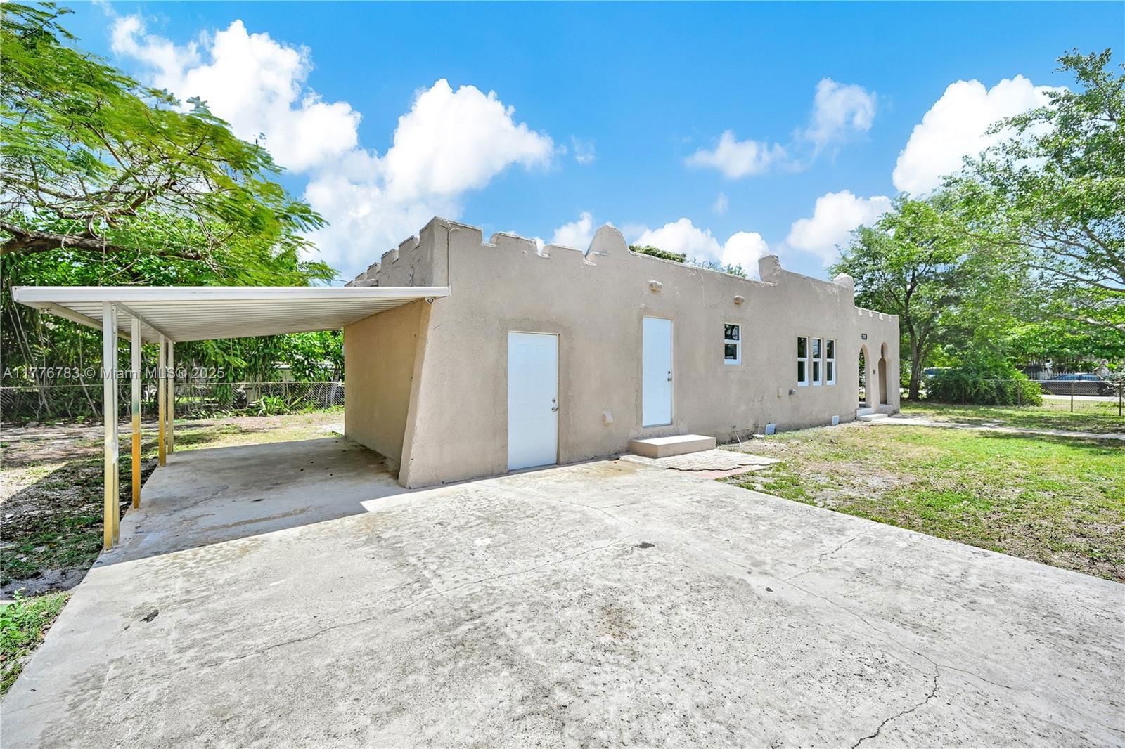 Real estate property located at 1301 Sharar Ave, Miami-dade, Plat No 1 Opa Locka, Opa-Locka, FL