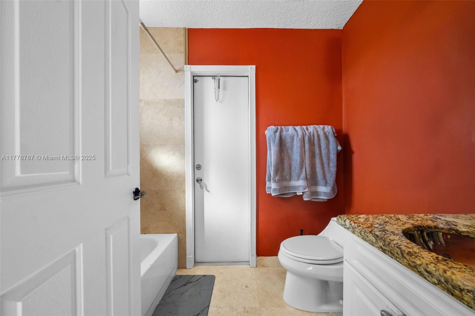Real estate property located at 15326 168th Ter, Miami-dade, Kessler Grove Sec 1, Miami, FL