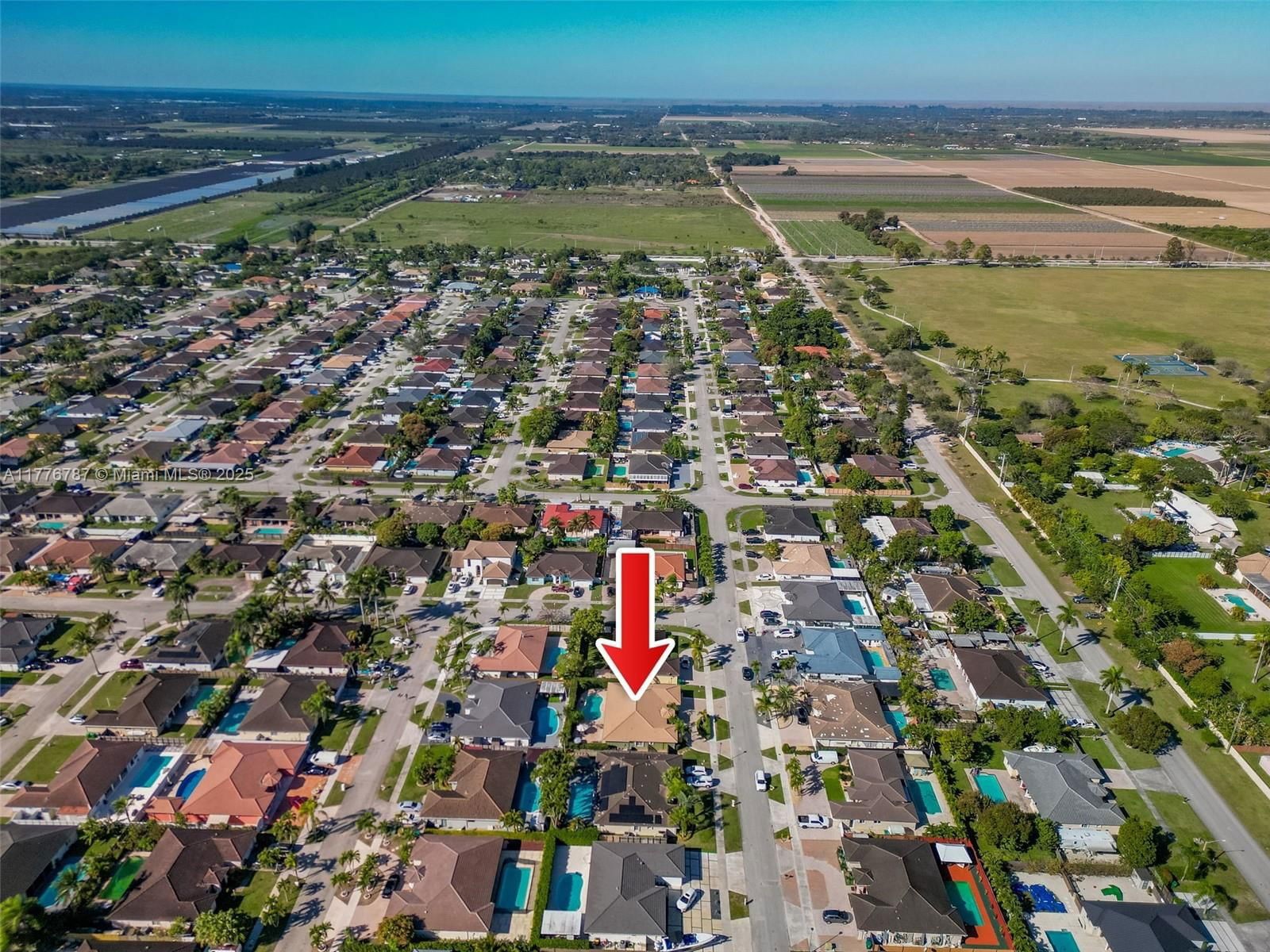 Real estate property located at 15326 168th Ter, Miami-dade, Kessler Grove Sec 1, Miami, FL