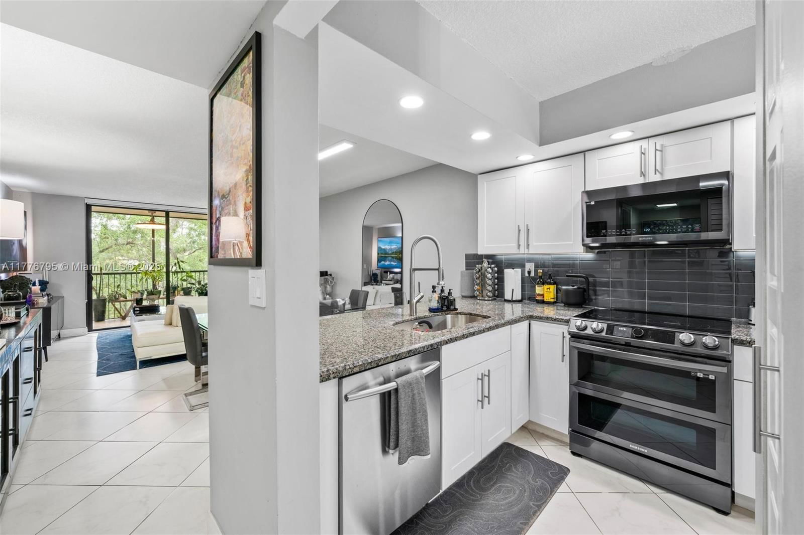 Real estate property located at 6800 Cypress Rd #513, Broward, Royal Palm At Plantation, Plantation, FL