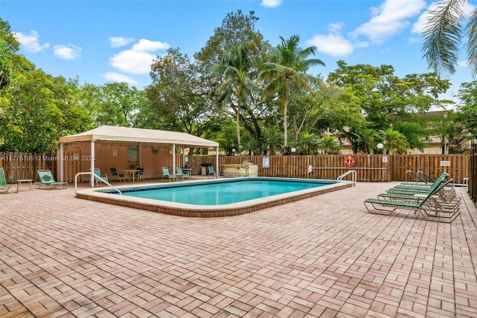 Real estate property located at 6800 Cypress Rd #513, Broward, Royal Palm At Plantation, Plantation, FL