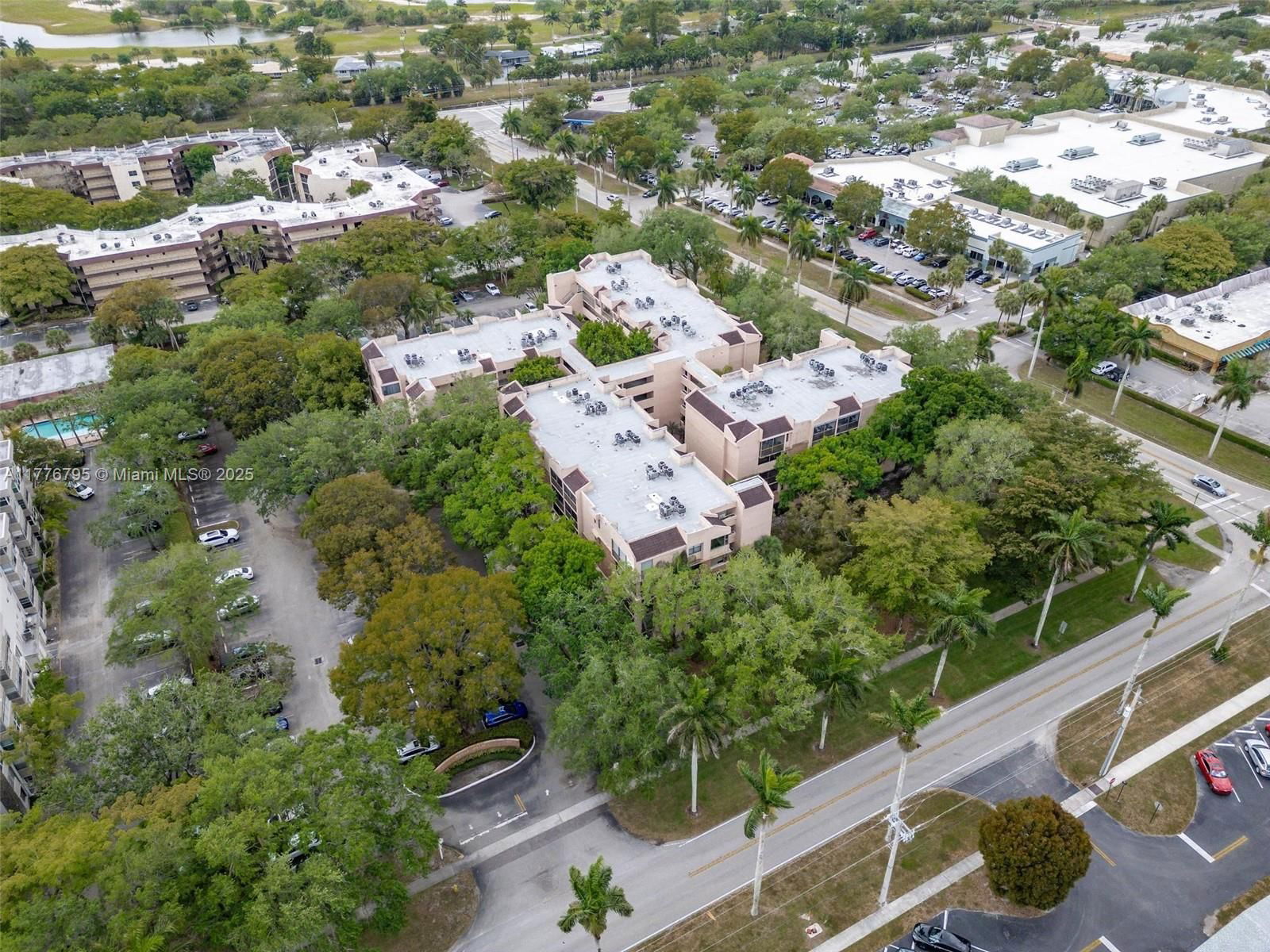 Real estate property located at 6800 Cypress Rd #513, Broward, Royal Palm At Plantation, Plantation, FL
