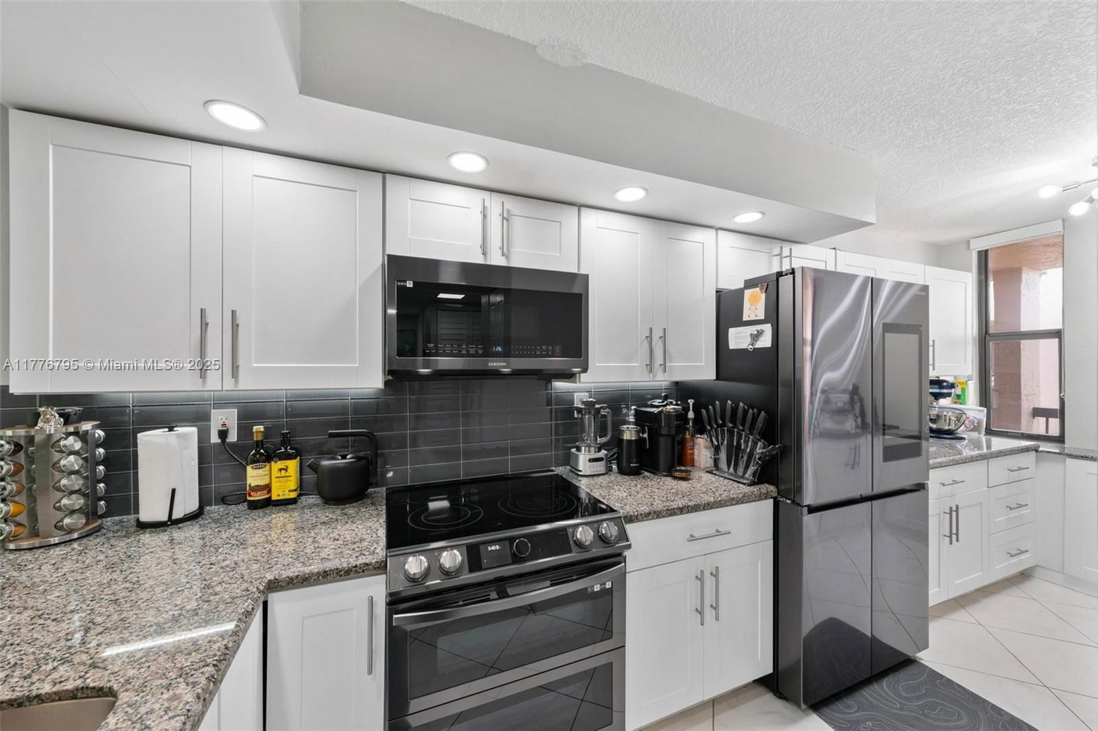 Real estate property located at 6800 Cypress Rd #513, Broward, Royal Palm At Plantation, Plantation, FL
