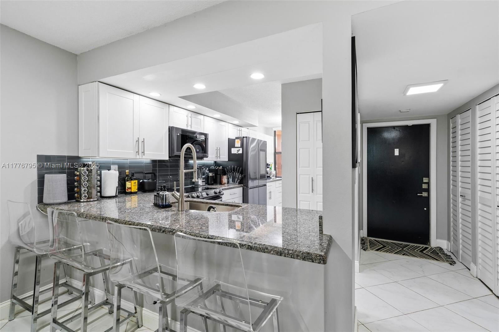 Real estate property located at 6800 Cypress Rd #513, Broward, Royal Palm At Plantation, Plantation, FL