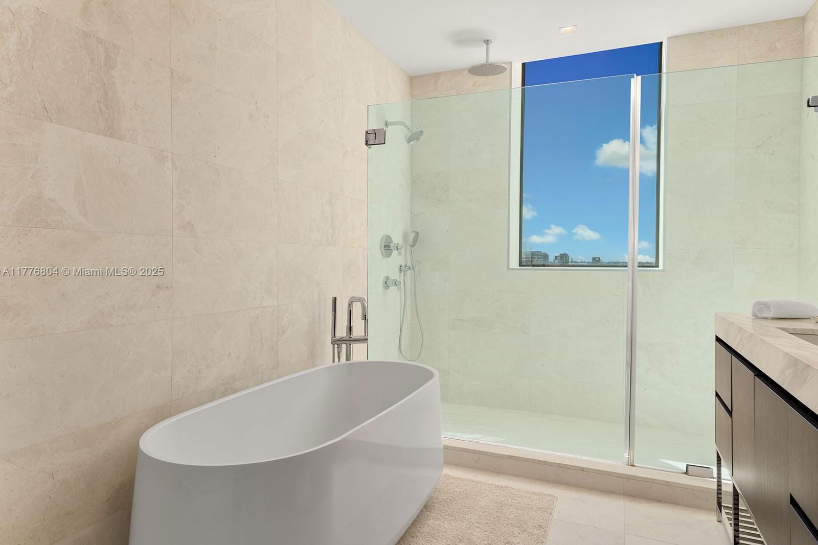 Real estate property located at 340 42nd St #601, Miami-dade, Orchard Sub No 4, Miami Beach, FL
