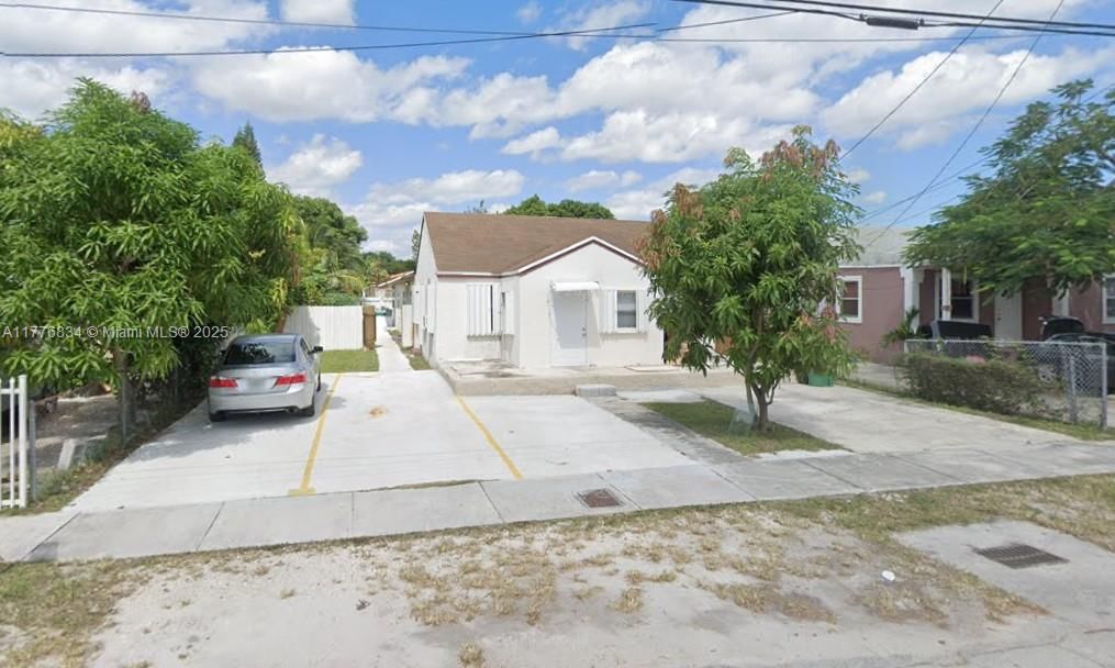 Real estate property located at 829 113th St, Miami-dade, Pinewood Park Extension, Miami, FL