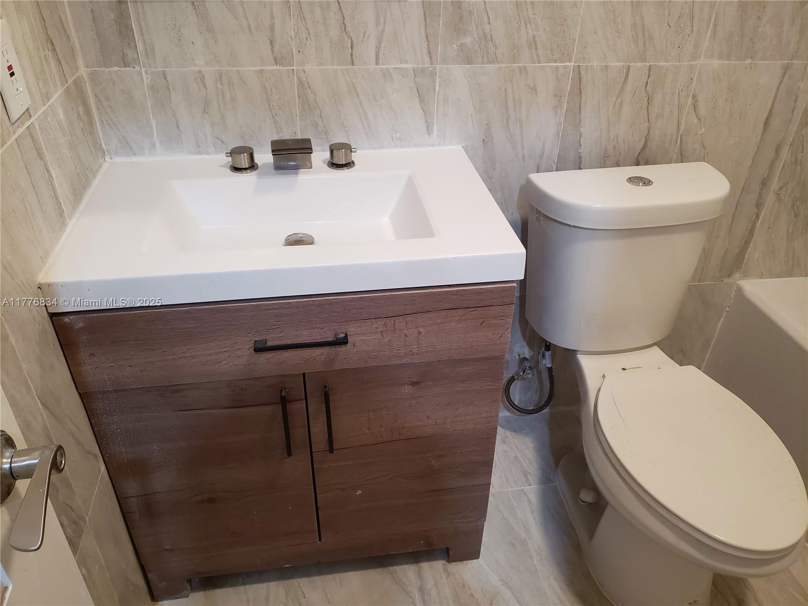 Real estate property located at 829 113th St, Miami-dade, Pinewood Park Extension, Miami, FL