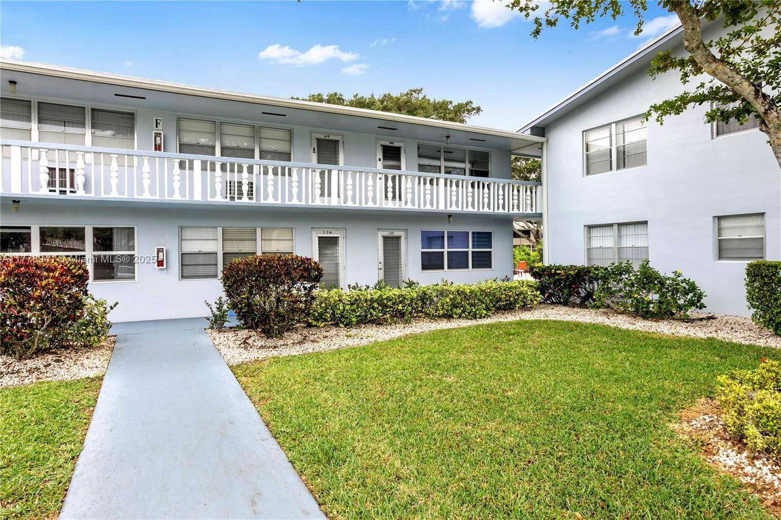Real estate property located at 148 Canterbury F #148, Palm Beach, Century Village, West Palm Beach, FL