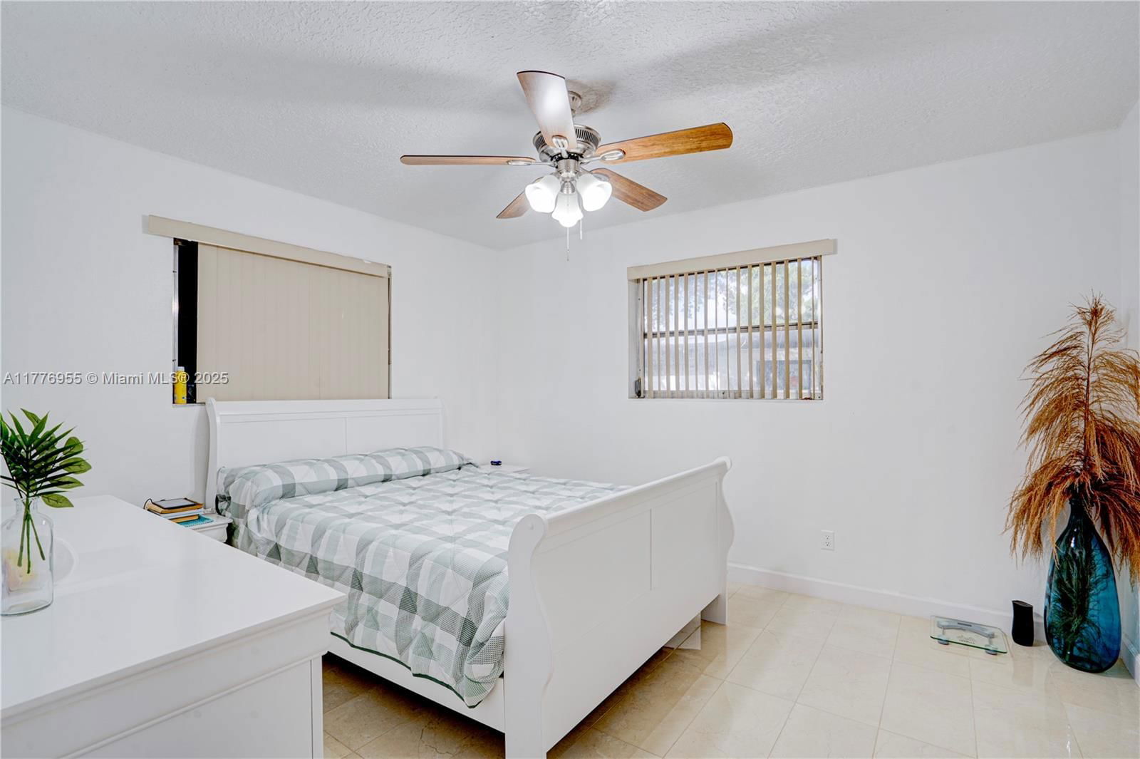 Real estate property located at 10610 203rd Ter, Miami-dade, Benson Manor, Cutler Bay, FL