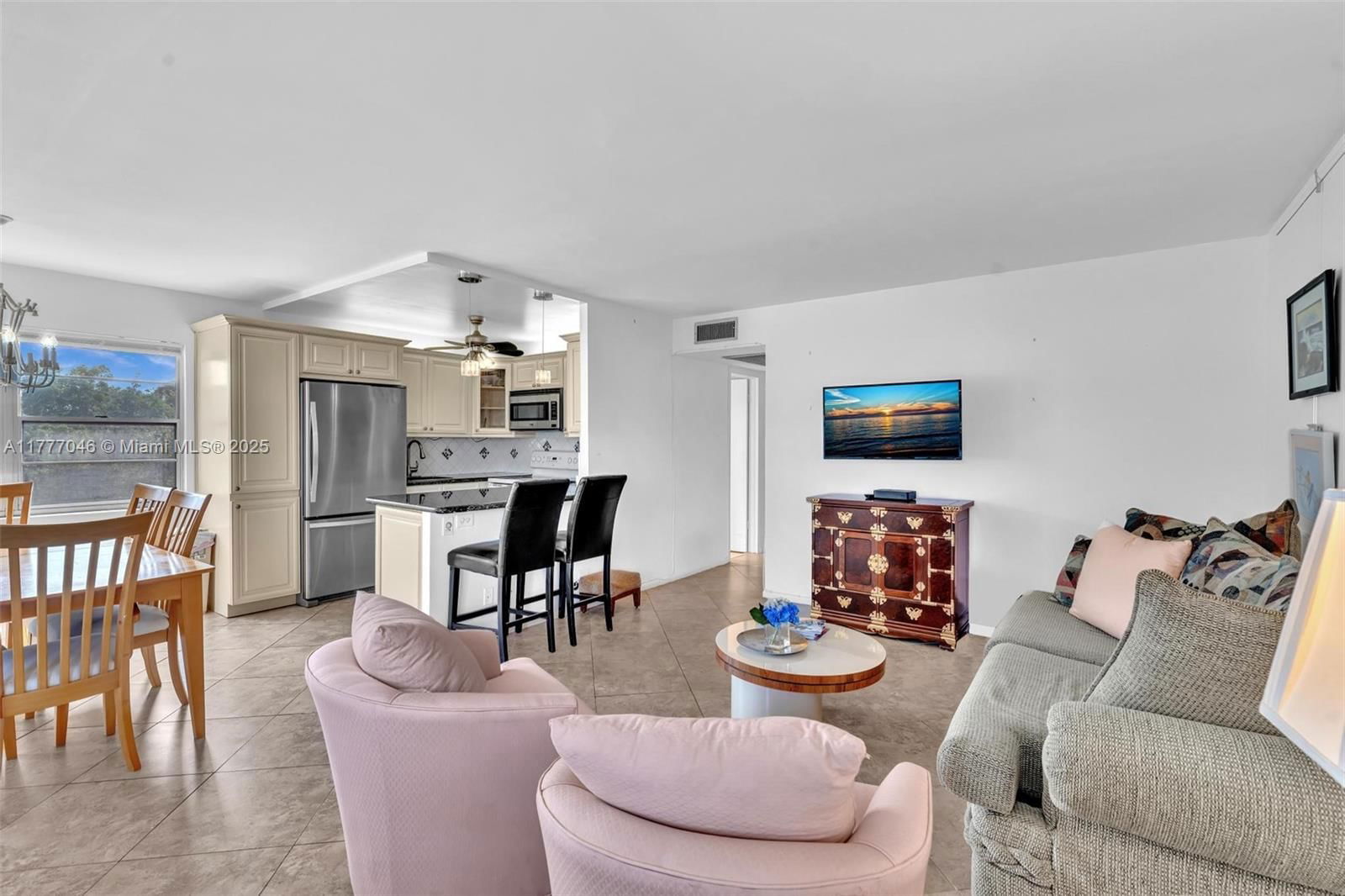 Real estate property located at 3021 Swansea B #3021, Broward, Swansea Condo, Deerfield Beach, FL
