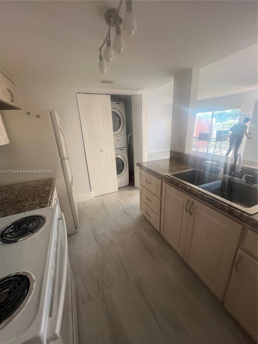 Real estate property located at 8530 3rd Ln #402, Miami-dade, Gables Ii Townhomes Condo, Miami, FL