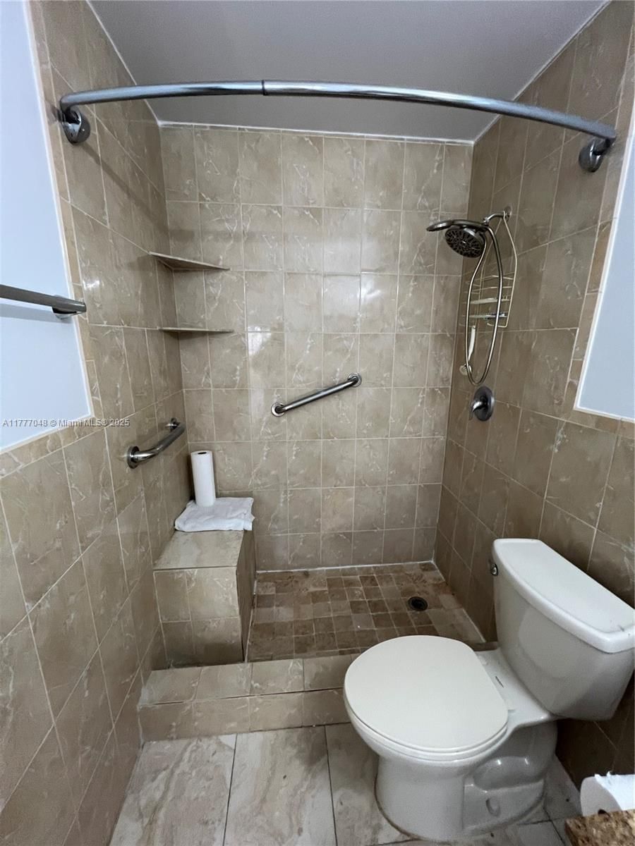 Real estate property located at 8530 3rd Ln #402, Miami-dade, Gables Ii Townhomes Condo, Miami, FL