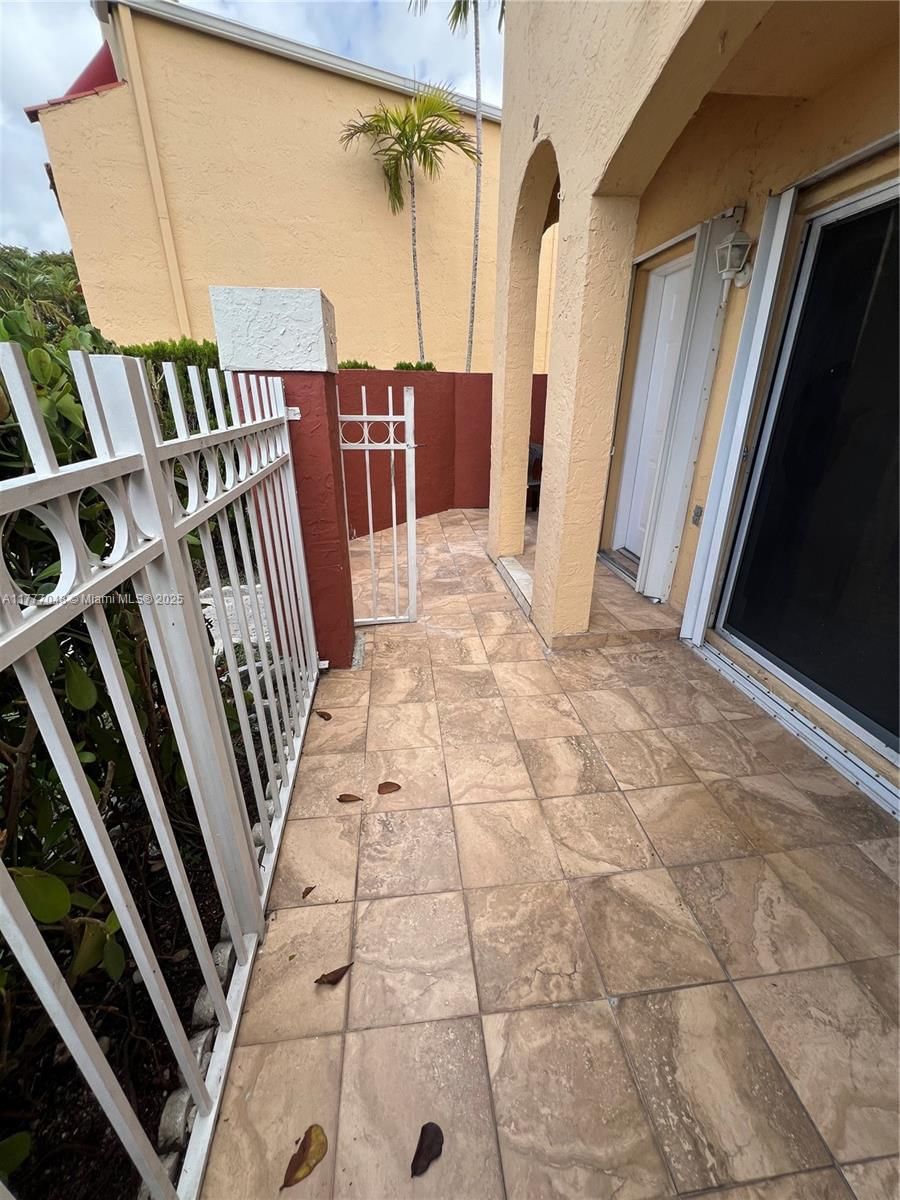 Real estate property located at 8530 3rd Ln #402, Miami-dade, Gables Ii Townhomes Condo, Miami, FL