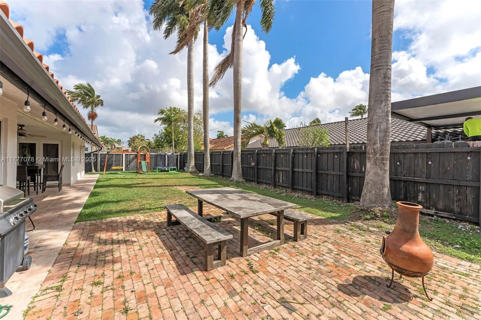 Real estate property located at 3451 143rd Ct, Miami-dade, P.i. Estates, Miami, FL
