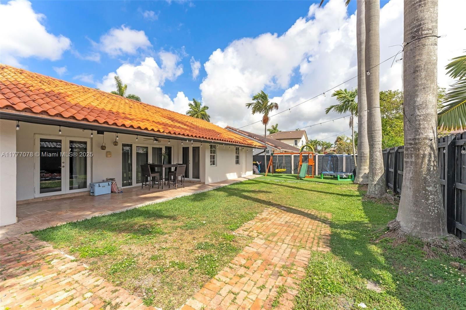 Real estate property located at 3451 143rd Ct, Miami-dade, P.i. Estates, Miami, FL