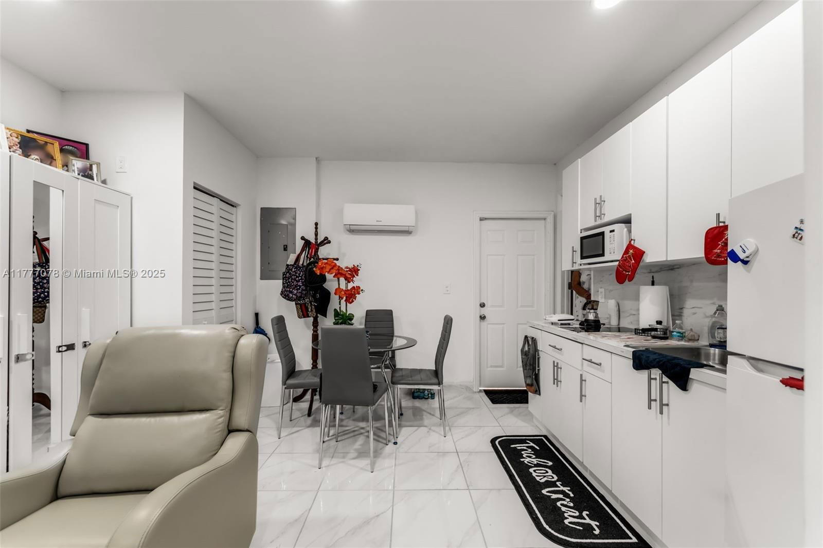 Real estate property located at 3451 143rd Ct, Miami-dade, P.i. Estates, Miami, FL