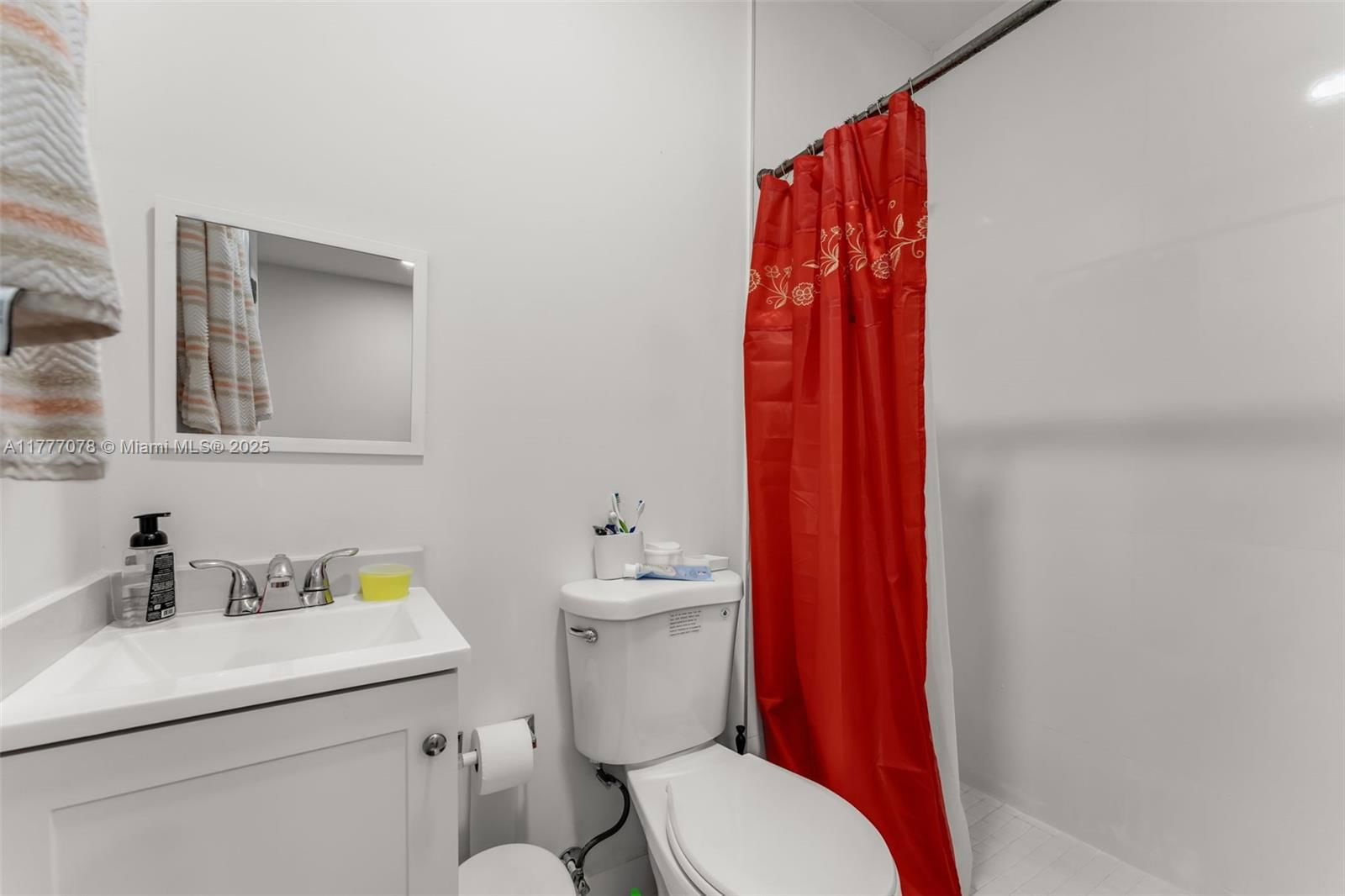 Real estate property located at 3451 143rd Ct, Miami-dade, P.i. Estates, Miami, FL