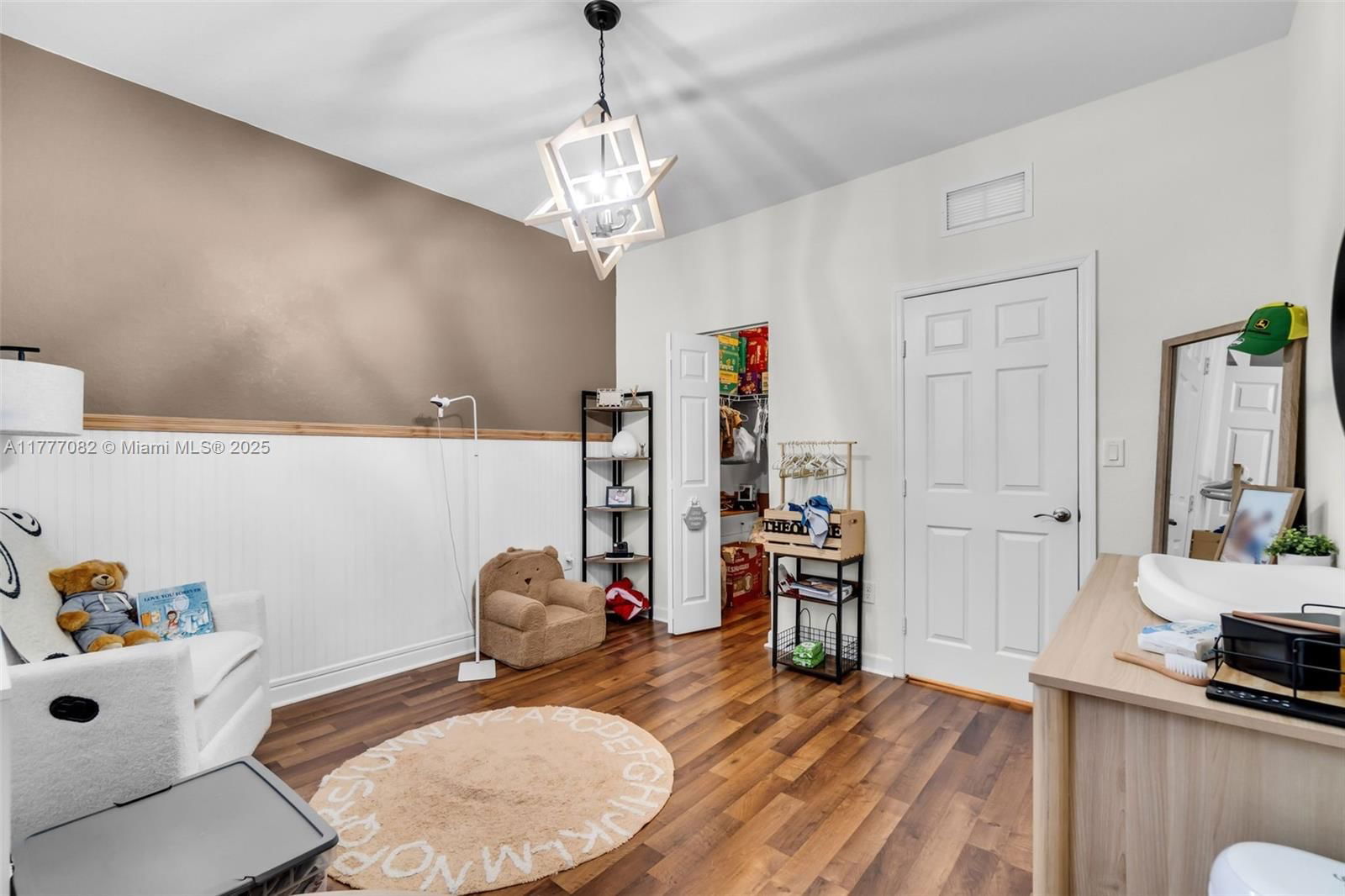 Real estate property located at 10494 33rd Way #10494, Miami-dade, Aquabella Section Two, Hialeah, FL