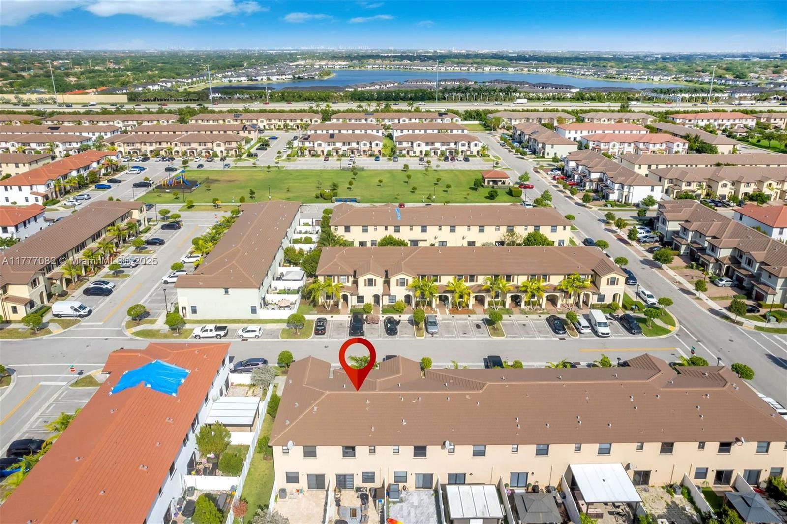Real estate property located at 10494 33rd Way #10494, Miami-dade, Aquabella Section Two, Hialeah, FL