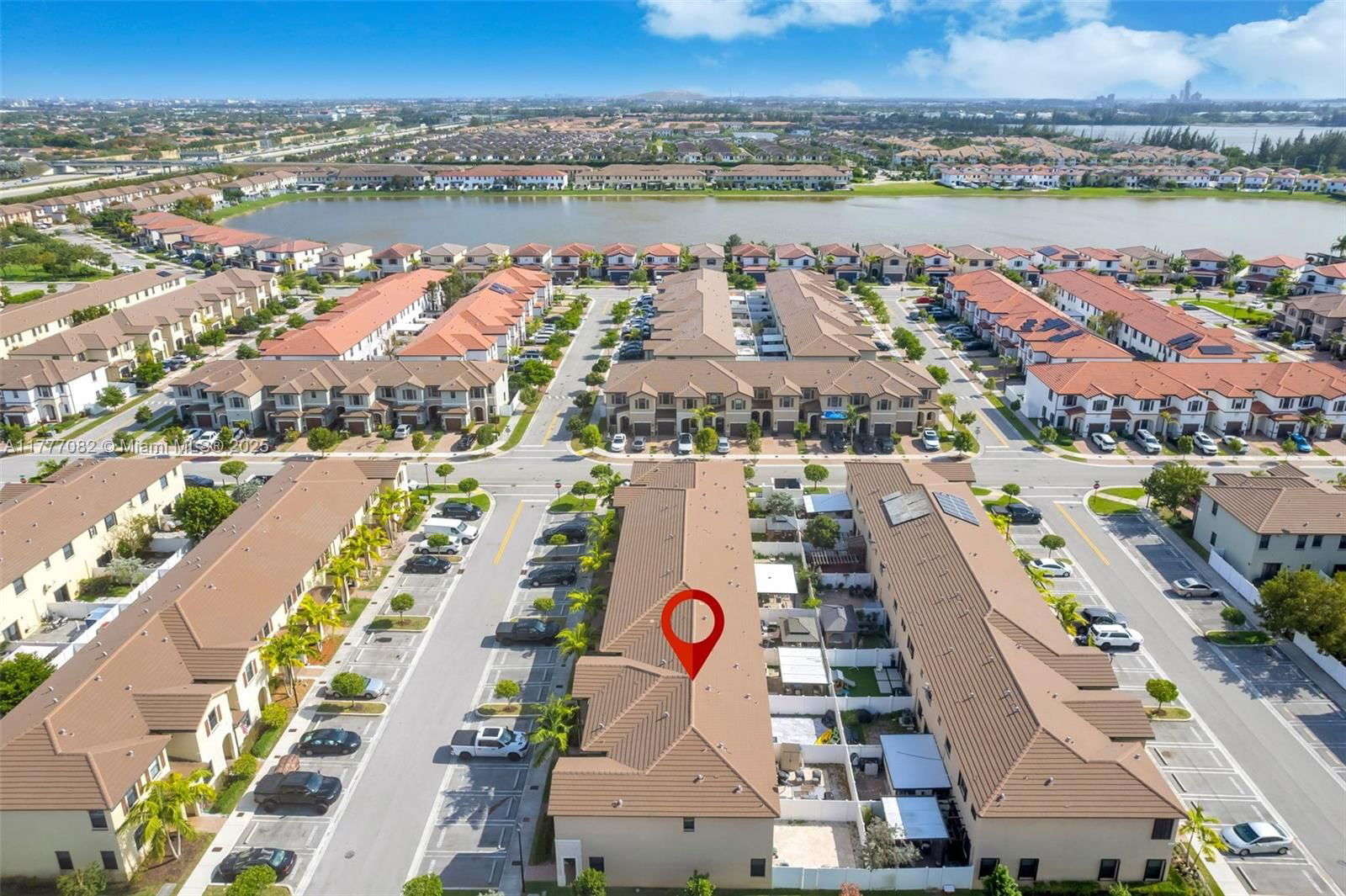 Real estate property located at 10494 33rd Way #10494, Miami-dade, Aquabella Section Two, Hialeah, FL